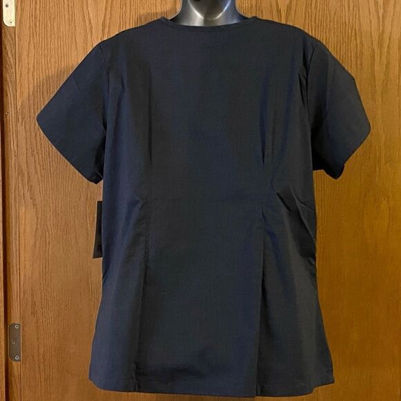 Butter-soft Stretch Women’s Scrub top, NWT, size L. (S108) - Picture 2 of 10